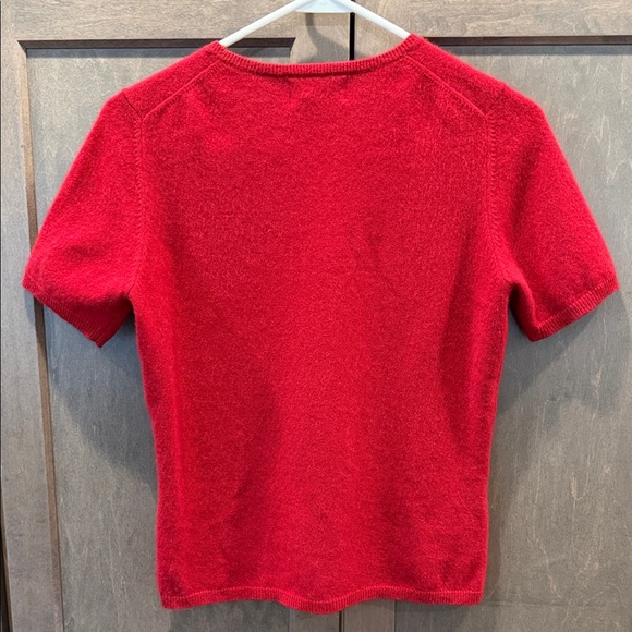 Vintage Sutton Studio Bloomingdale’s Red Short Sleeve Cashmere Top - Picture 3 of 5